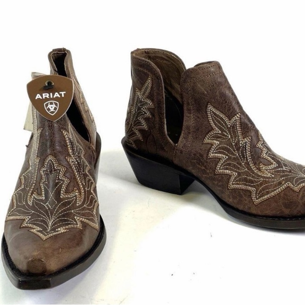 Ariat Dixon Brown Leather Western Ankle Booties with Embroidery